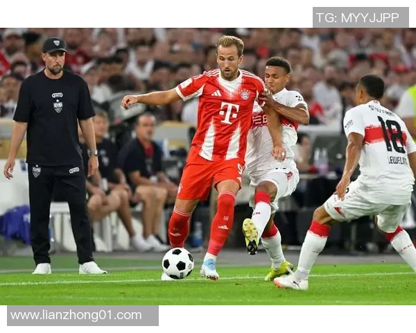 凯恩双响助力拜仁胜利展现强大攻击力与团队默契 凯恩双响助力拜仁胜利展现强大攻击力与团队默契